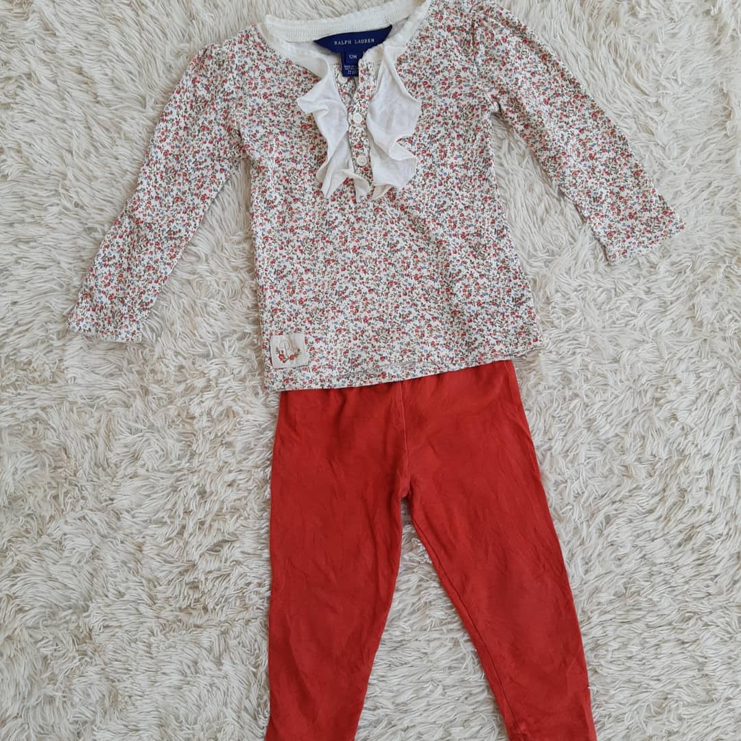Takeer - Baby girl leggings and top
1 year- 18 months
12,000 Tshs