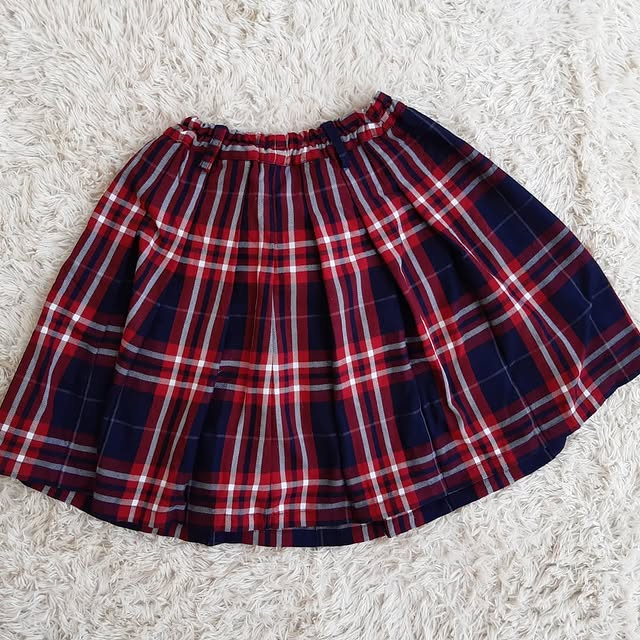 Takeer - Baby girl skirt
7-8 years
7,000 Tshs