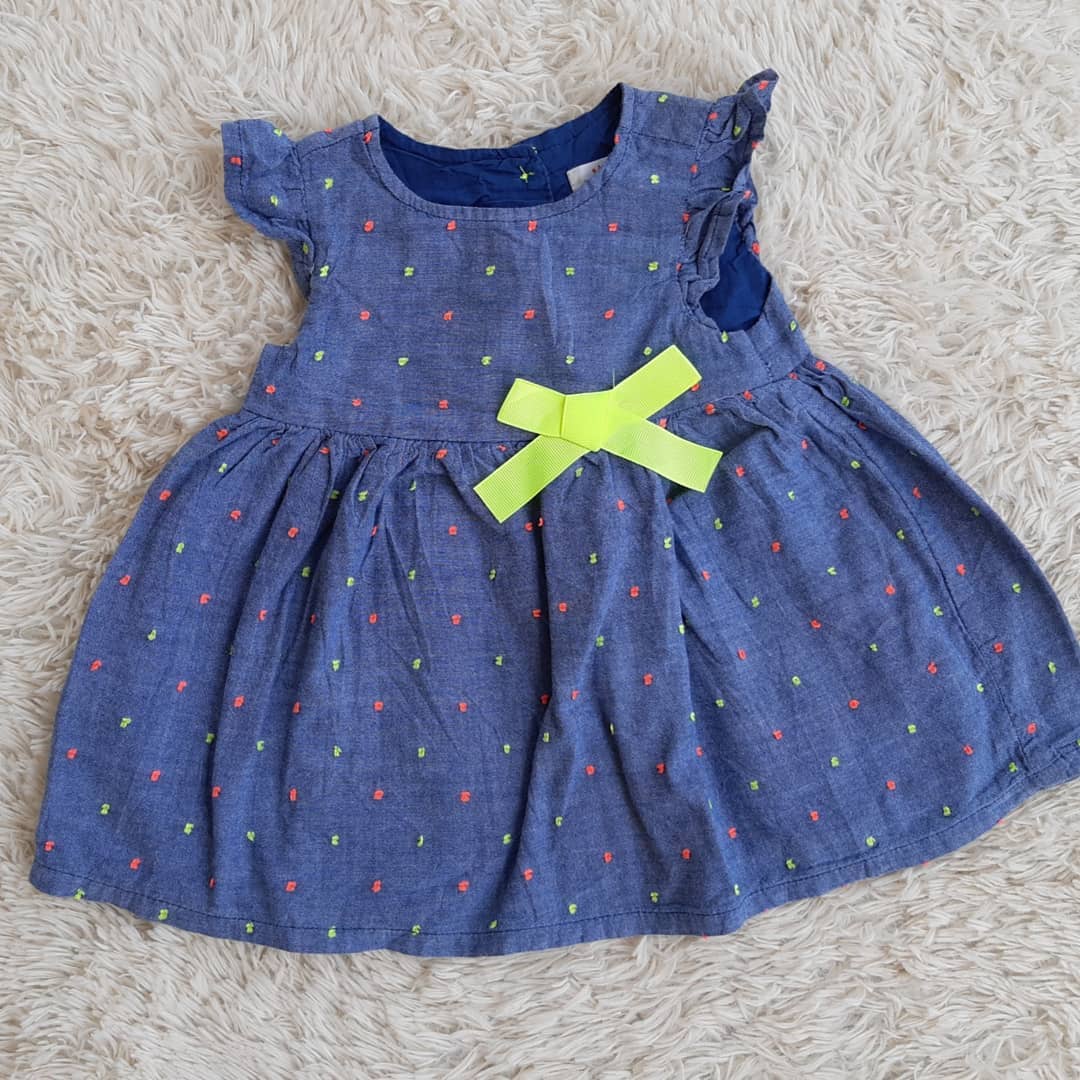 Takeer - SOLD!
Baby girl dress
6-9 months
12,000 Tshs
