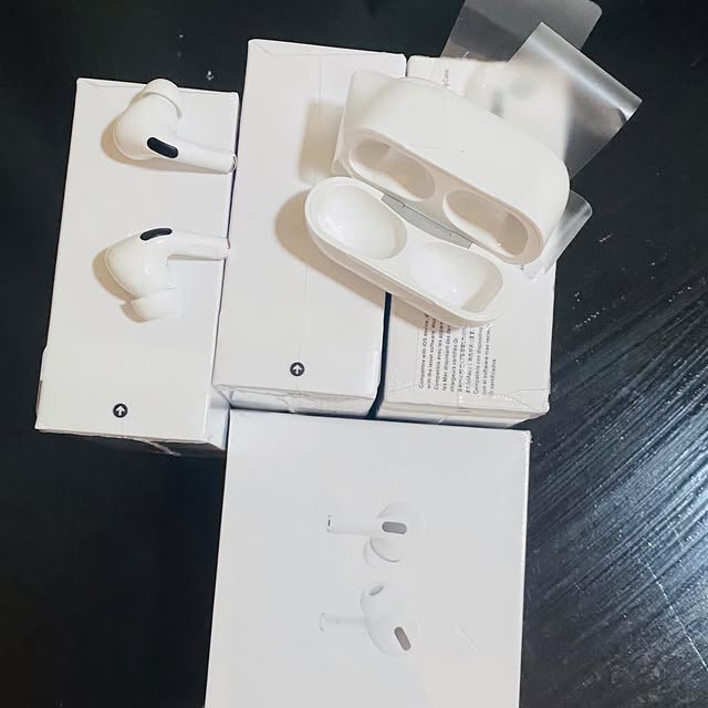 Takeer - Airpod pro 🎶best Quality 
Goes 140k only 
Call ; 
