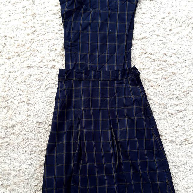 Takeer - Baby girl checkered dress
6-7 yrs
12,000 Tshs
Inavaliwa na t-shirt au shirt