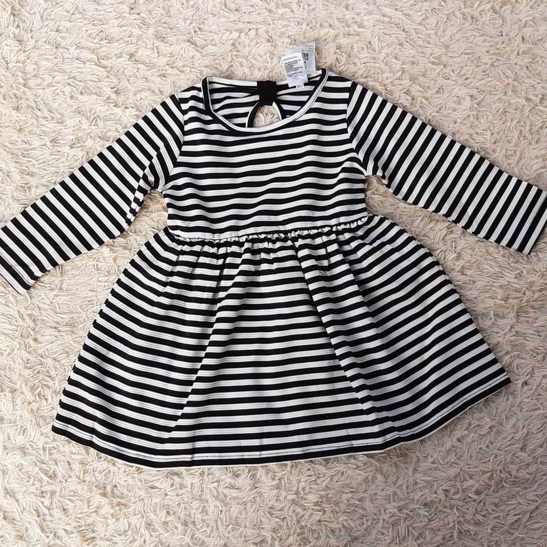 Takeer - Baby girl dress
2 years
15,000 Tshs