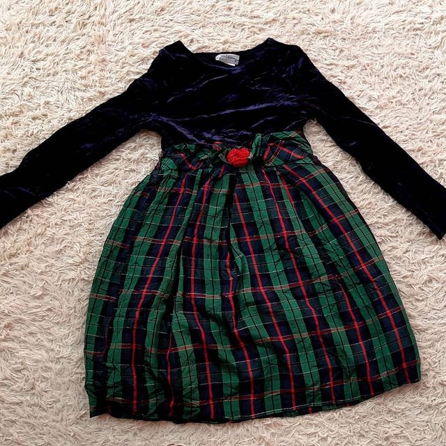 Takeer - Baby girl dress
8 yrs
15,000 Tshs