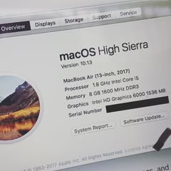 Takeer - MacBook Air 2017 inch 13 
core i5 ram 8 ssd 128 
Bei 1,600,000/=
Cont; 