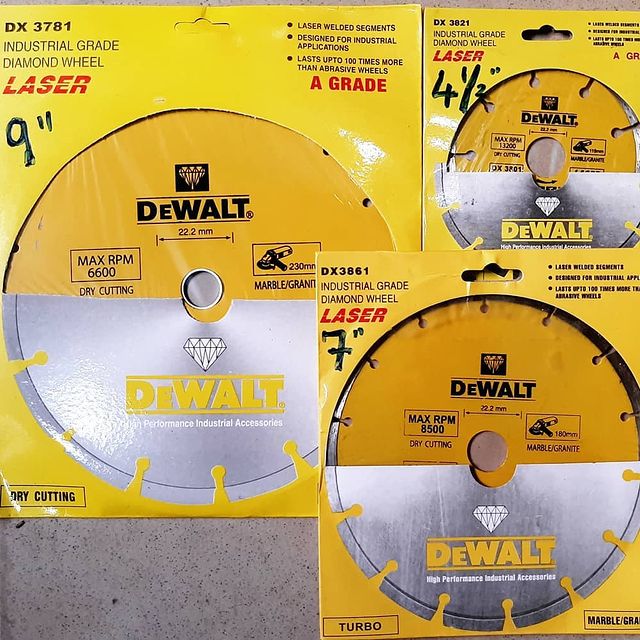 Takeer - DeWalt Marble_tiles/Concrete/Granite Cutting Disc 

DeWalt Marbo_tails/Ukuta/Tarazo Katting Diski

Size: 4.5" // 7" // 9"

Available 

            ...