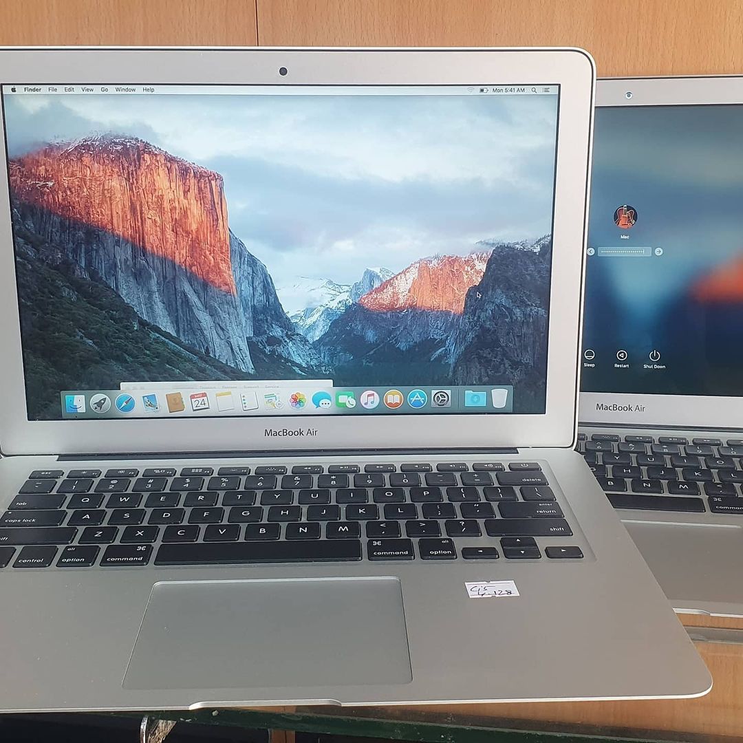 Takeer - MacBook air, 2012 model, core i5, 8GB RAM, 128GB SSD in mint condition.