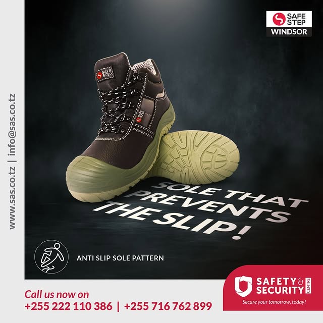 Takeer - Made from 100% real leather topped up with anti slip sole and and super tough padded collar for ease, these shoes will keep you stable and grounded...