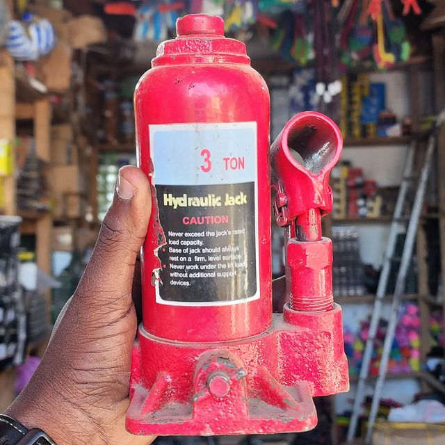 Takeer - Hydraulic Jack zipo kwa bei nafuu ya jumla na rejareja. Karibu   