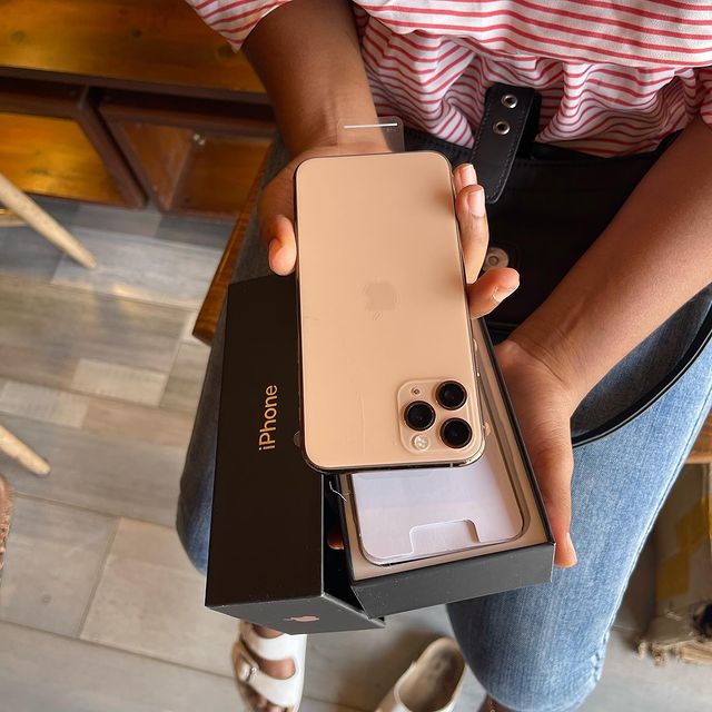 Takeer - _________________________________________________
Get your brand new iPhone 11Pro from USA 🇺🇸 and UK 🇬🇧 at our store
_
Iphone 11Pro
64gb  1,400...