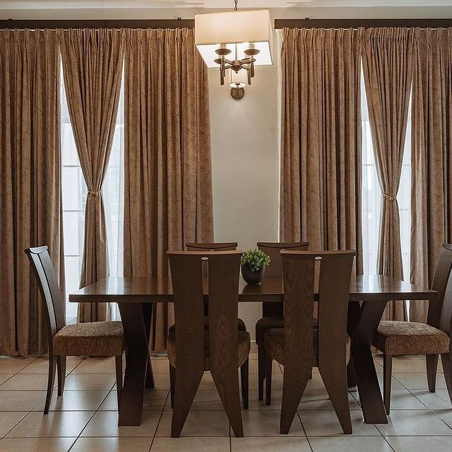 Takeer - Curtains installation only  we delivery the best

Location 📍Narung’ombe/Livingstone 

Call/What’sApp us 