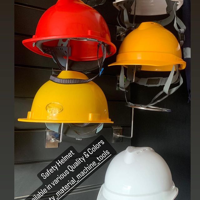 Takeer - NEW ARRIVALS 🚢🚢🚧

PERSONAL PROTECTIVE EQUIPMENT 

CATEGORY 
📌Head Protection 

TYPE
📌Safety Helmet 🪖 

COLOR AVAILABLE 
📌Red,Blue, Green,Yel...