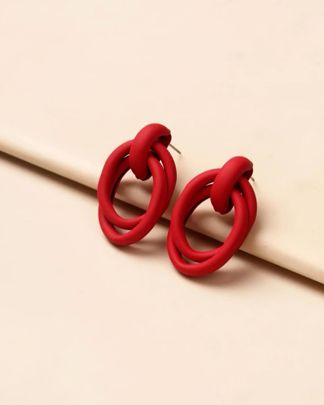 Takeer - Earings available at 10k only.