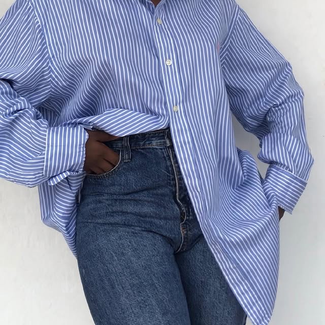 Takeer - Striped shirt ❗️SOLD❗️
UK SIZE 12-14
PRICE; 20,000
CONDITION; Good quality