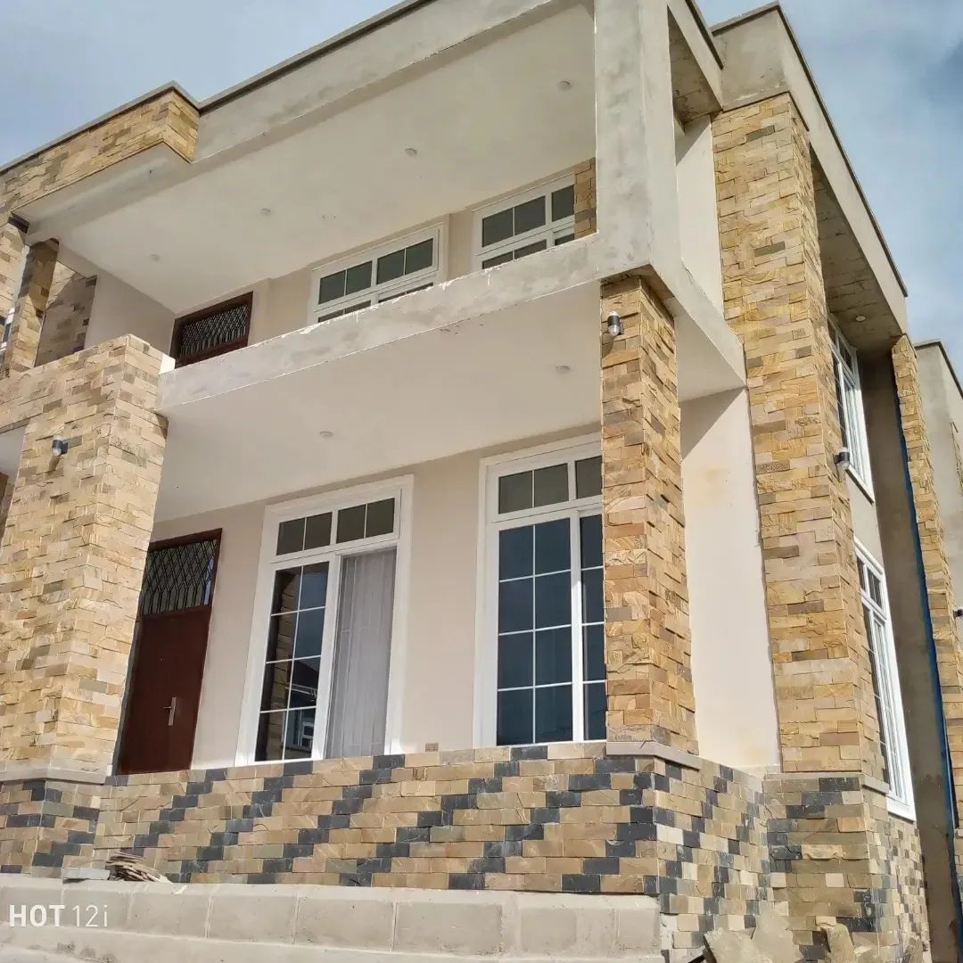 Takeer - Tunauza Tangastone jumla na rejareja kwa bei nafuu na mafundi tunao karbuni office kimara mwisho