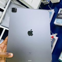 Takeer - iPad Pro - 2020
M1 Chip
Clean Condition
128GB
WiFi + Cellular
Retina Display
12.9- Inch
Price: 1.8M

Call/WhatApp: months warranty✅

📍Lumumba stre...