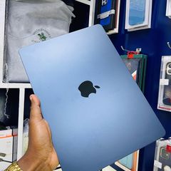 Takeer - MacBook Air - 2022
New - Open Box
M2 Chip
RAM: 16GB
SSD: 1TB
13 - Inch
Price: 3.65M

Call/WhatsApp: Free Software
1 Year Warranty

📍Lumumba street...