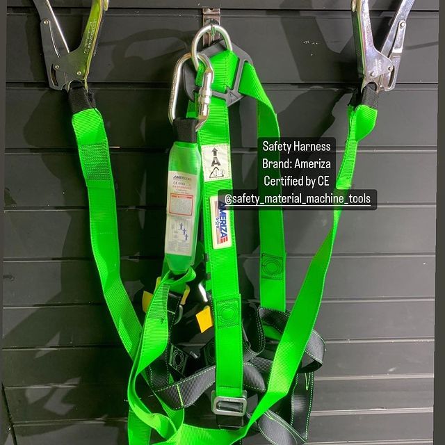 Takeer - Falling Protection 
Design | Full body Harness 
Brand|Ameriza

Size|Universal

Now available in bulk,get yours now 
For more details you may contac...