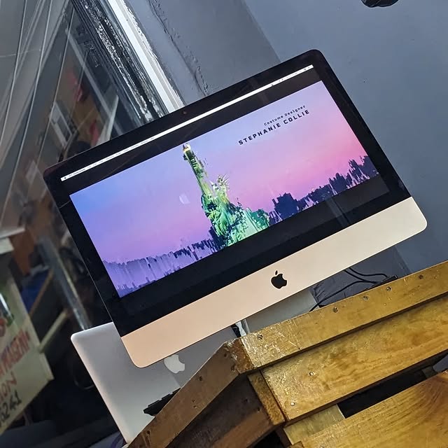 Takeer - iMac
Core i5
Ram 8gb
Hdd 500gb
Display 21.5 inch 
For Graphic design/ Personal user
Price 1,600,000

Warranty 6 month

#
#

TUNAPATIKANA MWANZA NAT...