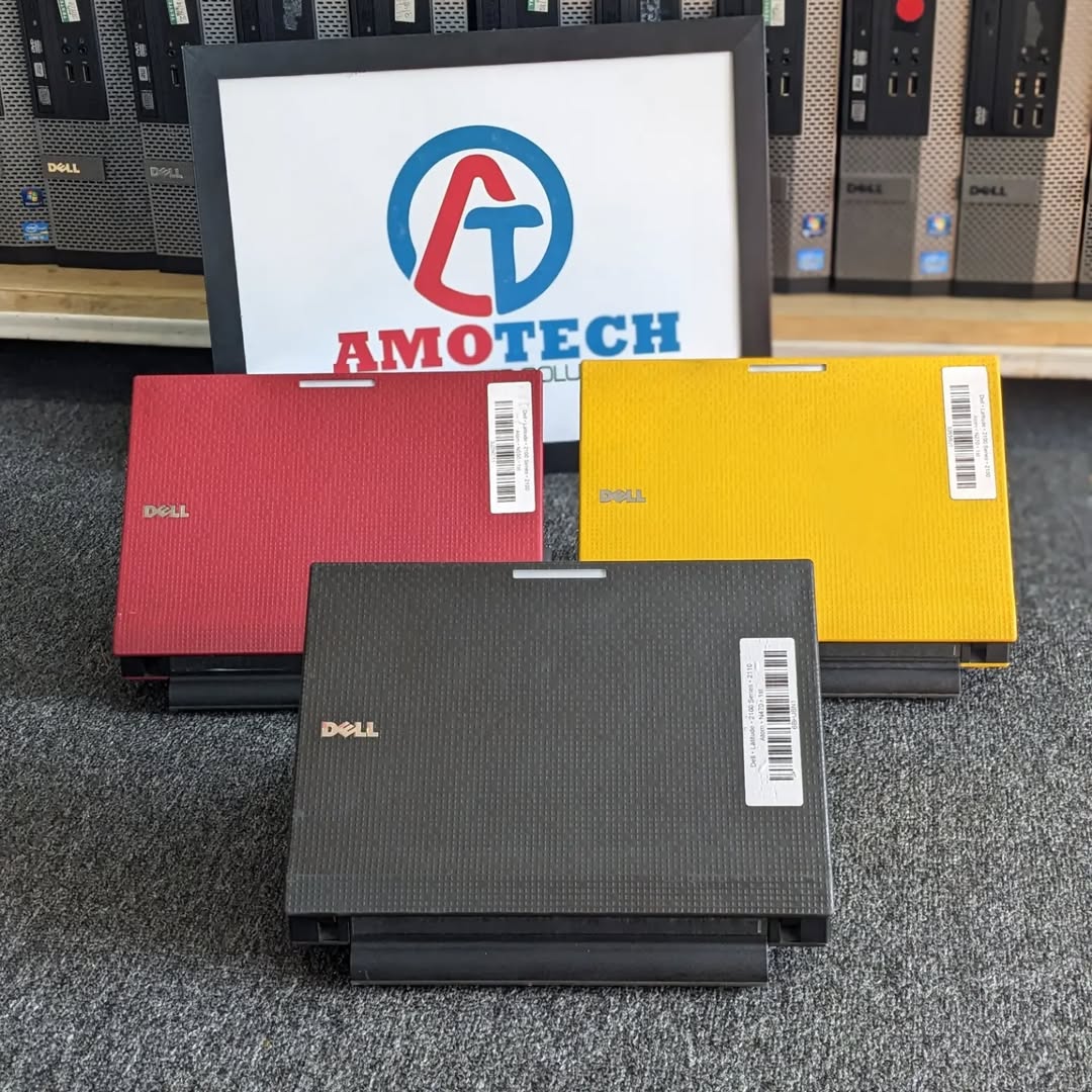Takeer - Dell latitude 2120
Intel Atom 
Ram 2gb
Hdd 160/250gb