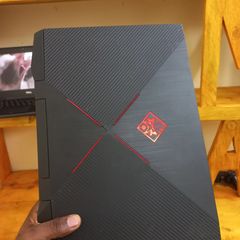 Takeer - HP OMEN 15
Core i7
8th Generation 
8GB RAM 
128GB SSD + 1000GB (1TB) HDD
NVIDIA GEFORCE GTX 1050
4GB VRAM DEDICATED 
10GB TOTAL GRAPHIC MEMORY 
GAM...