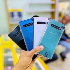 Takeer - Samsung s10 plain : 340,000/-
128/ 8 gb 
Single line 

I year warrant 
Clean condition 

Tupo kariakoo jengo la china plaza 
Floor ya pili duka no ...