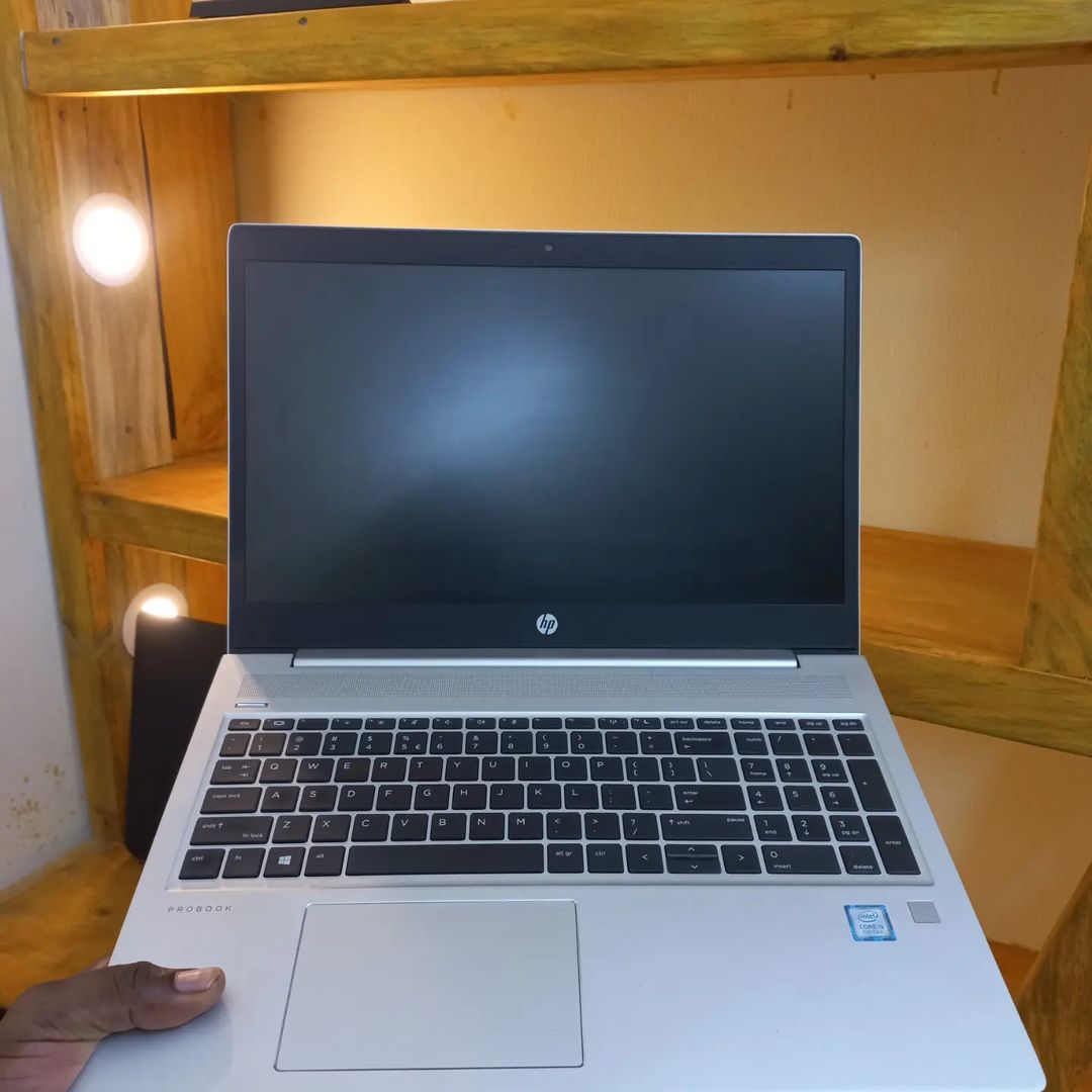 Takeer - HP PROBOOK 450 G6
8TH GENERATION 
CORE i5
8CPU's
8GB RAM
1000GB HDD (1TB)
NVIDIA GEFORCE MX130
6GB TOTAL GRAPHIC MEMORY
2GB VRAM DEDICATED 
15.6" I...