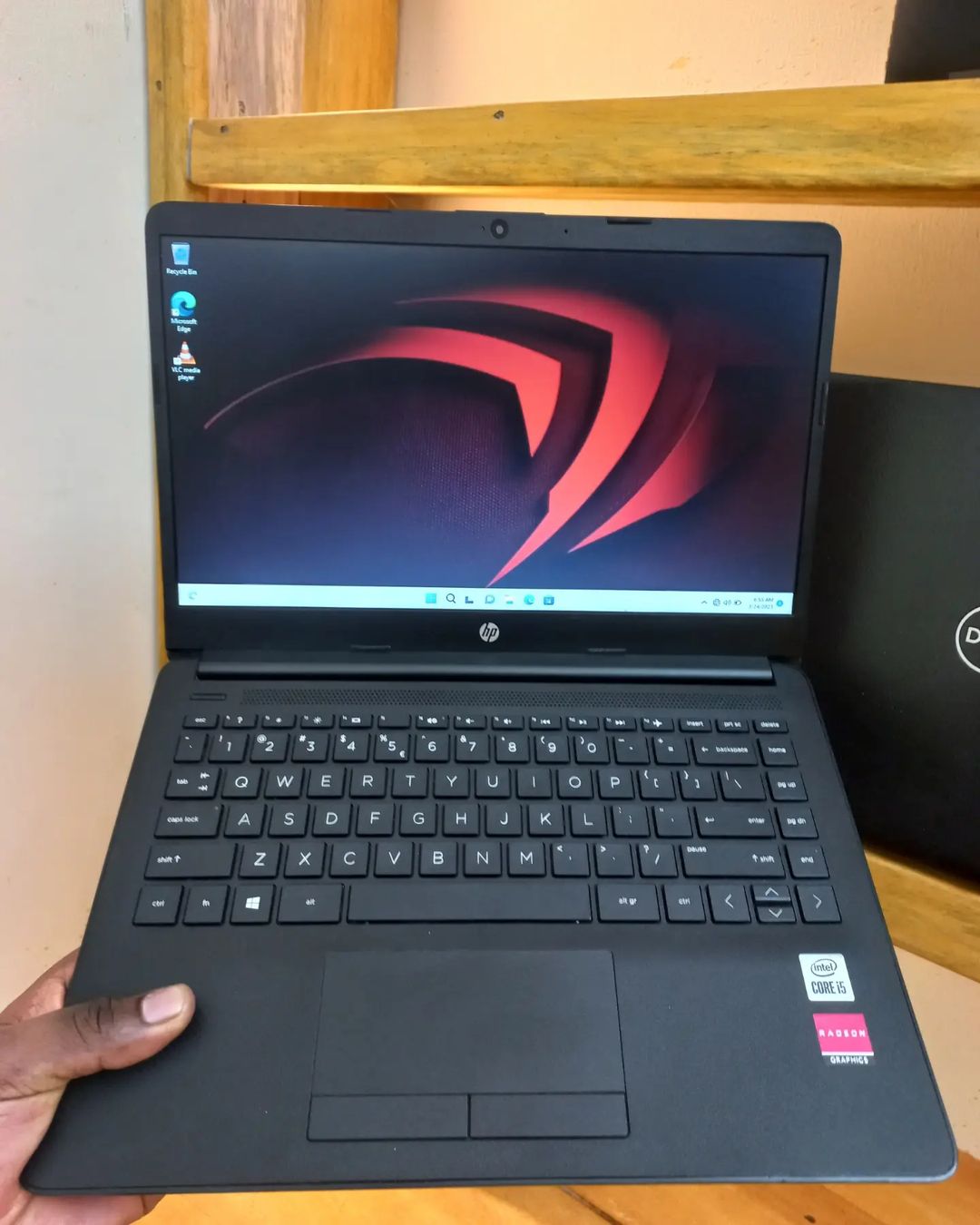 Takeer - HP PROBOOK 14
10TH GENERATION 
CORE i5 
8GB RAM
500GB HDD
2.11GHZ PROCESSOR
8CPU's
AMD RADEON R7 
6GB TOTAL GRAPHIC MEMORY 
2GB VRAM DEDICATED 
14....