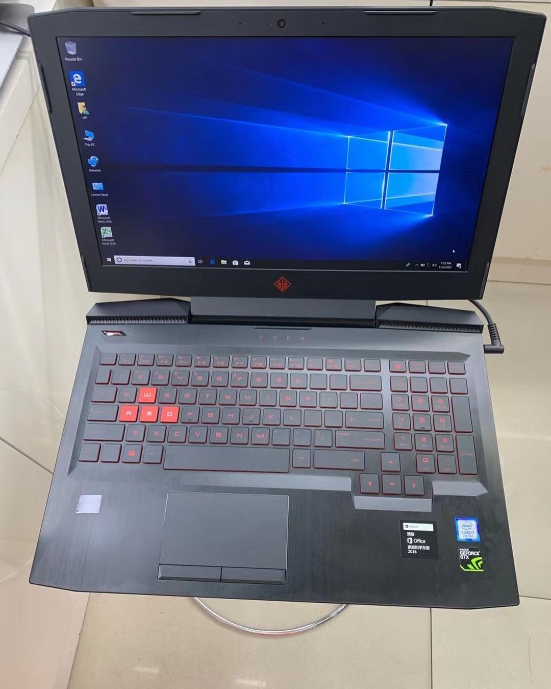 Takeer - "Unleash your gaming potential with the HP Pavilion OMEN 3. With powerful specs including i7-7th gen, 16GB RAM, and NVIDIA GeForce graphics, this l...