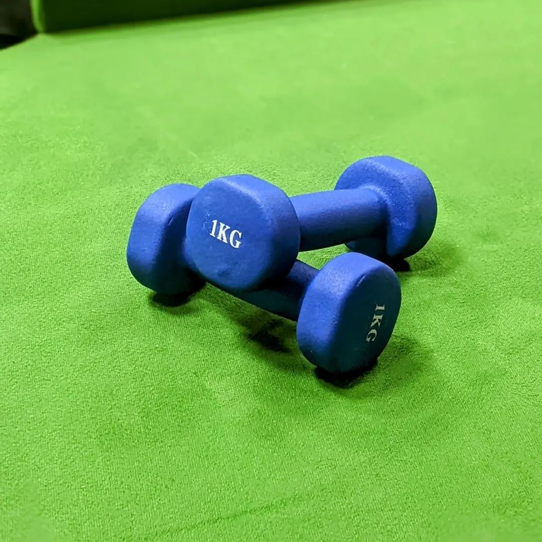 Takeer - Aerobic Dumbbell 

Bei
1kg- 35,000/=
2kg- 55,000/=
3kg- 75,000/=
4kg- 85,000/=
5kg- 105,000/=
6kg- 130,000/=

Call/Whatsapp
