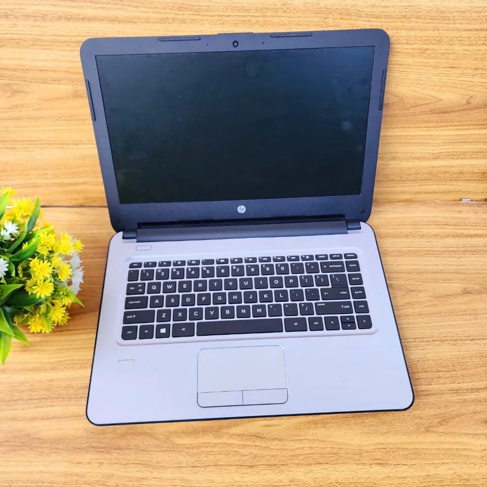 Takeer - HP PROBOOK 348 G4
7th Generation 
CORE i5
RAM 8GB
HDD 500GB
Procesor 2.70GHZ
Display 14.0
Battery 4hrs
.
CONTACT: .
PRICE: 500,000TSH