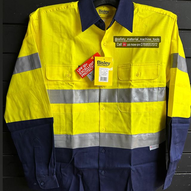 Takeer - New arrivals 💥💥💥

PERSONAL PROTECTIVE EQUIPMENT 
📌Category: REFLECTIVE SHIRT 
📌Brand : BISLEY
📌Fabric used: 100% Cotton Preshrunk Drill
📌 Co...