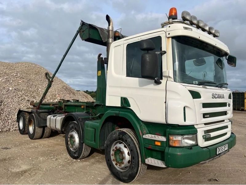 Takeer - NJOO TUKUAGIZIE SASA 

SCANIA  P380 FLATBED 

BEI MILL 105,000,000 

ANZA MILL  65,000,000 
MALIZIA  MILL 40,000,000 

Mwaka:2005
Engine:Euro 4
Man...