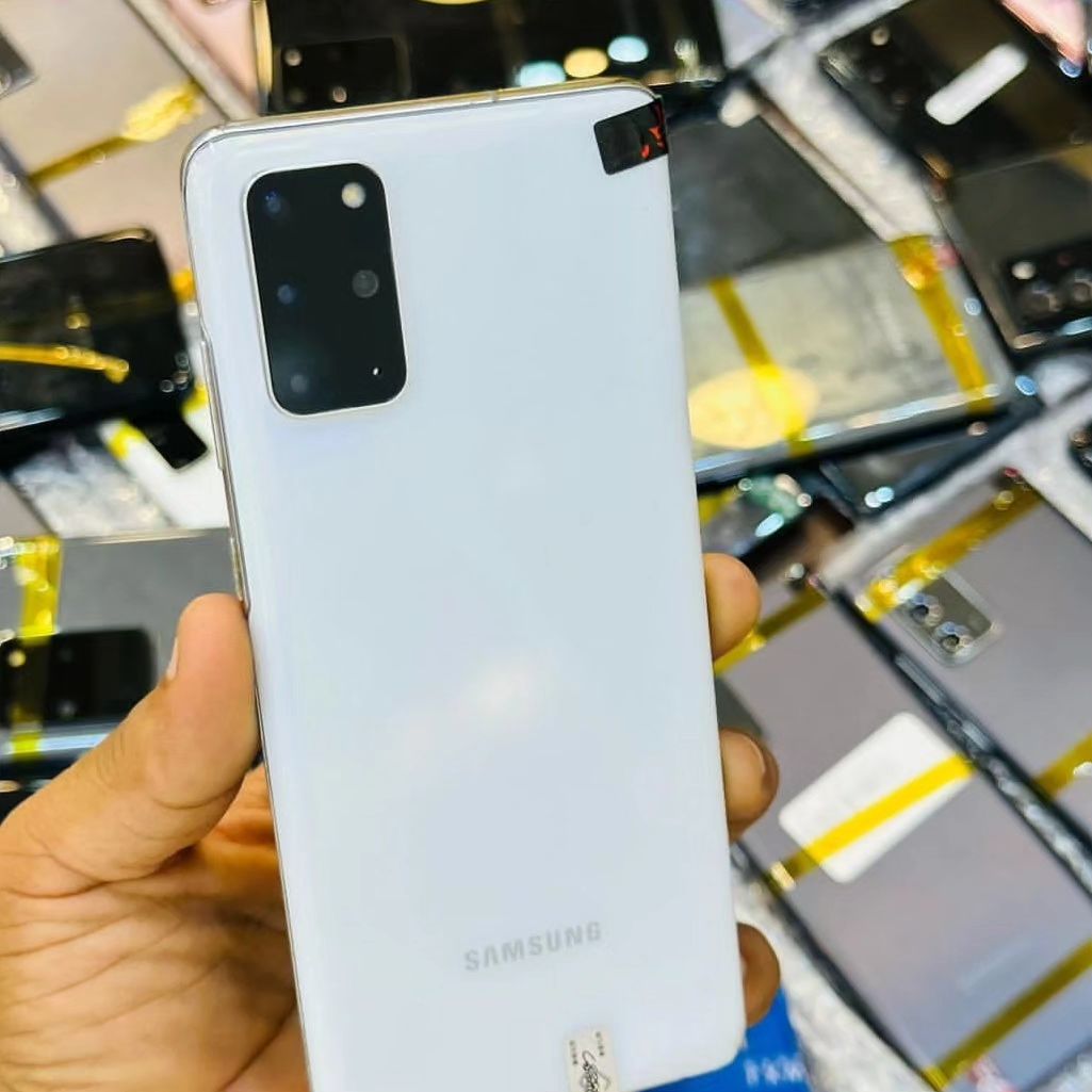 Takeer - Samsung s20plus 5g /128gb
Price 430,000✅️