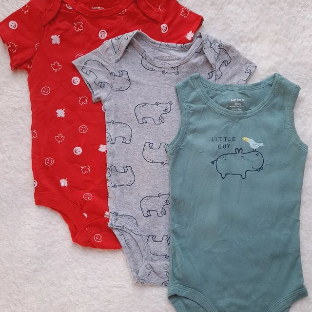 Takeer - Baby onesies
6-9 months
7,000/= zote
Call/watsapp 