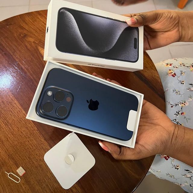 Takeer - Get your brand new iPhone 15Pro at our store with 2 YEARS WARRANTY ✅. All colors available (Natural,Black,Blue,White)
_
iPhone 15Pro
128Gb 
Blue Ti...