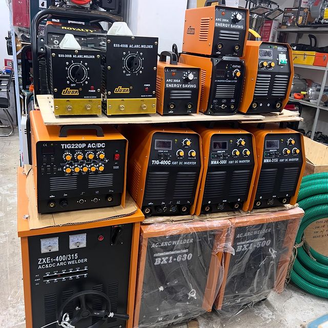 Takeer - Welding machines aina zote zinapatikana kwetu

Contact : 
______________
Call | whatsapp - 