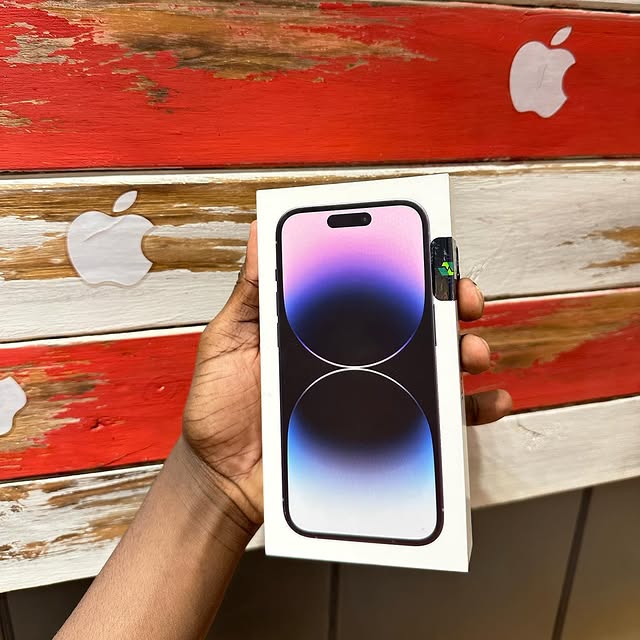 Takeer - OFFER OFFER OFFER.
Get your original Brand New  iPhone 14 pro 128gb  for just 2,600,000/= tshs FIXED ,TRA version 
.
✅Exchange Allowed
.
Warranty =...