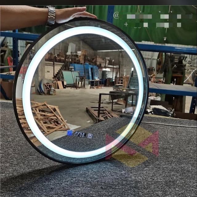 Takeer - Led Mirror (kioo cha kuwakaa Taa Kinatumia umeme kidgo sana )
Price 140,000 tu 
Call 📞 or Location kariakoo Gerezani’s Tanzania 🇹🇿 
And also we ...