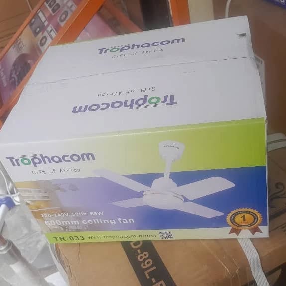 Takeer - Pangaboy/Ceiling  fan

Brand : Trophacom
Size 24
Bei ni 75,000

Kwa Dar around town free delivery 
Mikoani pia tunatuma kwa gharama za mteja.

Piga...