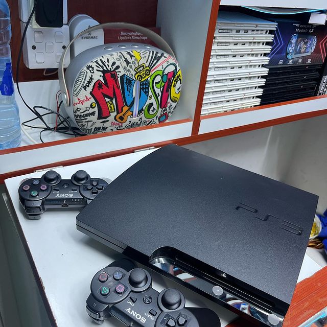 Takeer - PS3 SLIM 

14 GAMES 

350,000/-

