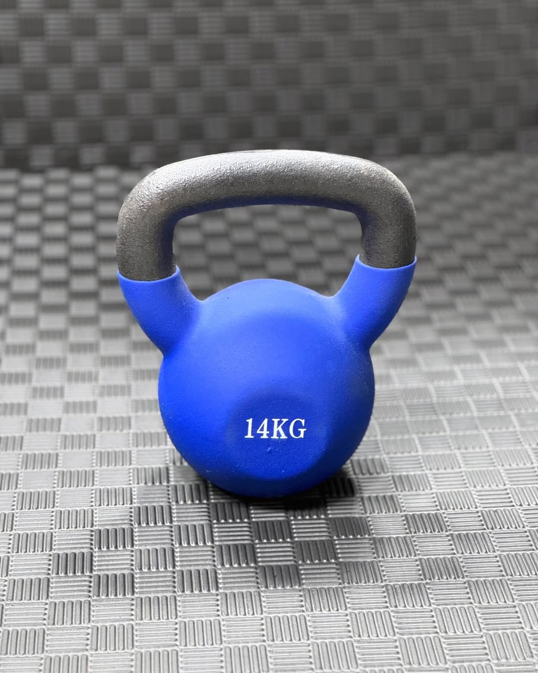 Takeer - Kettlebell 

16kg- 208,000
14kg- 182,000

☎️Whatsapp/call  