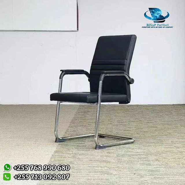 Takeer - OFFICE CHAIR AVAILABLE 
FOR 180,000TSH 

📞or 
📌 MUHEZA STREET @ KARIAKOO, DAR ES SALAAM

         