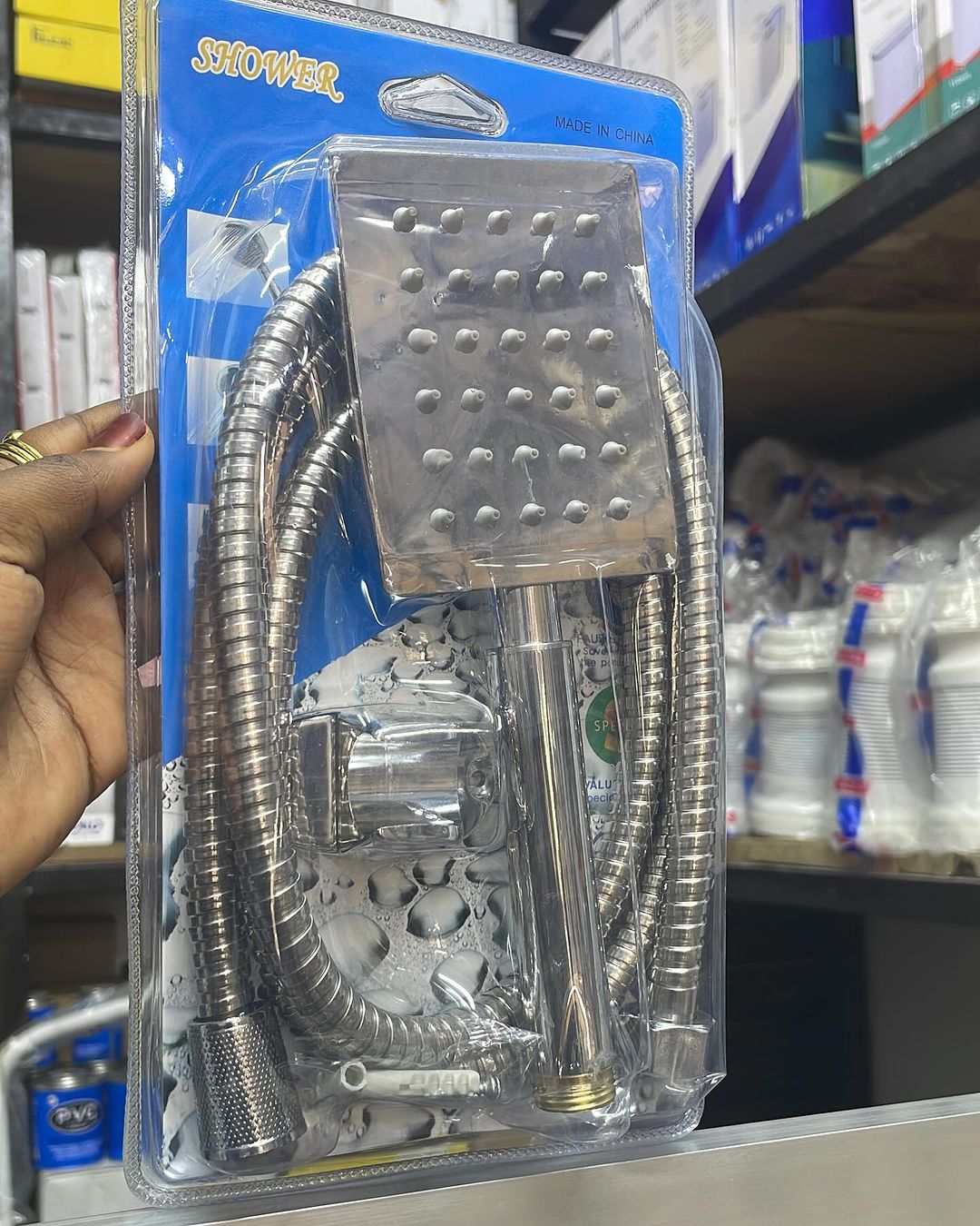 Takeer - Telephone shower 🚿 

Shape:Square & Round 

Material🧱:Chrome 

Price:10,000 tu 😊

Delivery 🚚:Available 

☎️
📍Gerezani Omarilondo/Sikukuu Street