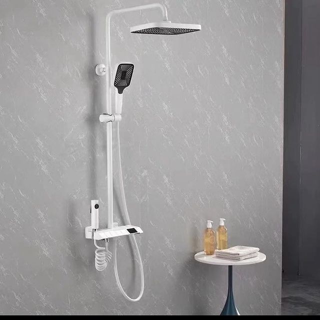 Takeer - Enjoy with a unique style and color shower mixer 
0nly cost you 250,000
Just call us Remember you receive then you pay 
Free delivery in DSM