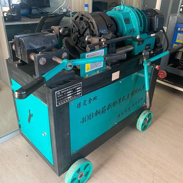 Takeer - Rebar threader machine  inapatikana hapa  wasiliana nasi kwa simu au whatsapp ✅

6mm-32mm
4kw (5.5hp)

   