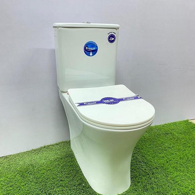 Takeer - Frencia brand toilet
Price 230,000
Tupo kariakoo Dar es salaam
We do delivery