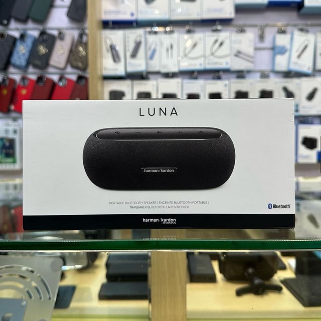 Takeer - Harman Kardon Luna Portable Bluetooth Speaker
Tzs 580,000
Original By Harman 1 Year Warranty Sealed Box

•HARMAN KARDON SUPERIOR SOUND
Hear every d...