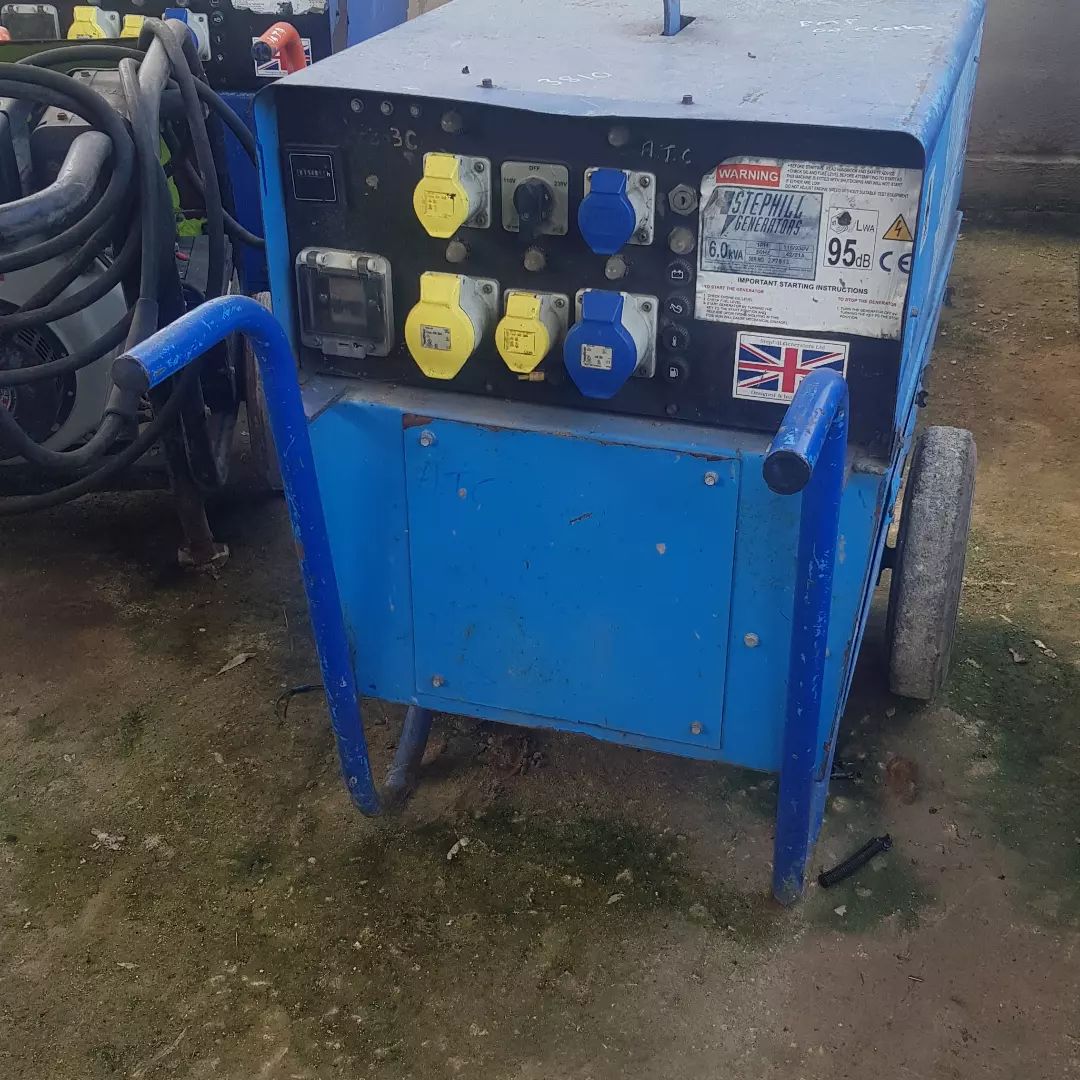 Takeer - Stephills Generator 
6kva
Yanmar engine 
Zinatumia Diesel 
Key Starter 
Silent 
Bei 3mil 
Tupigie Karibuni ofsn kwetu salasala karibu na mitambo ya...