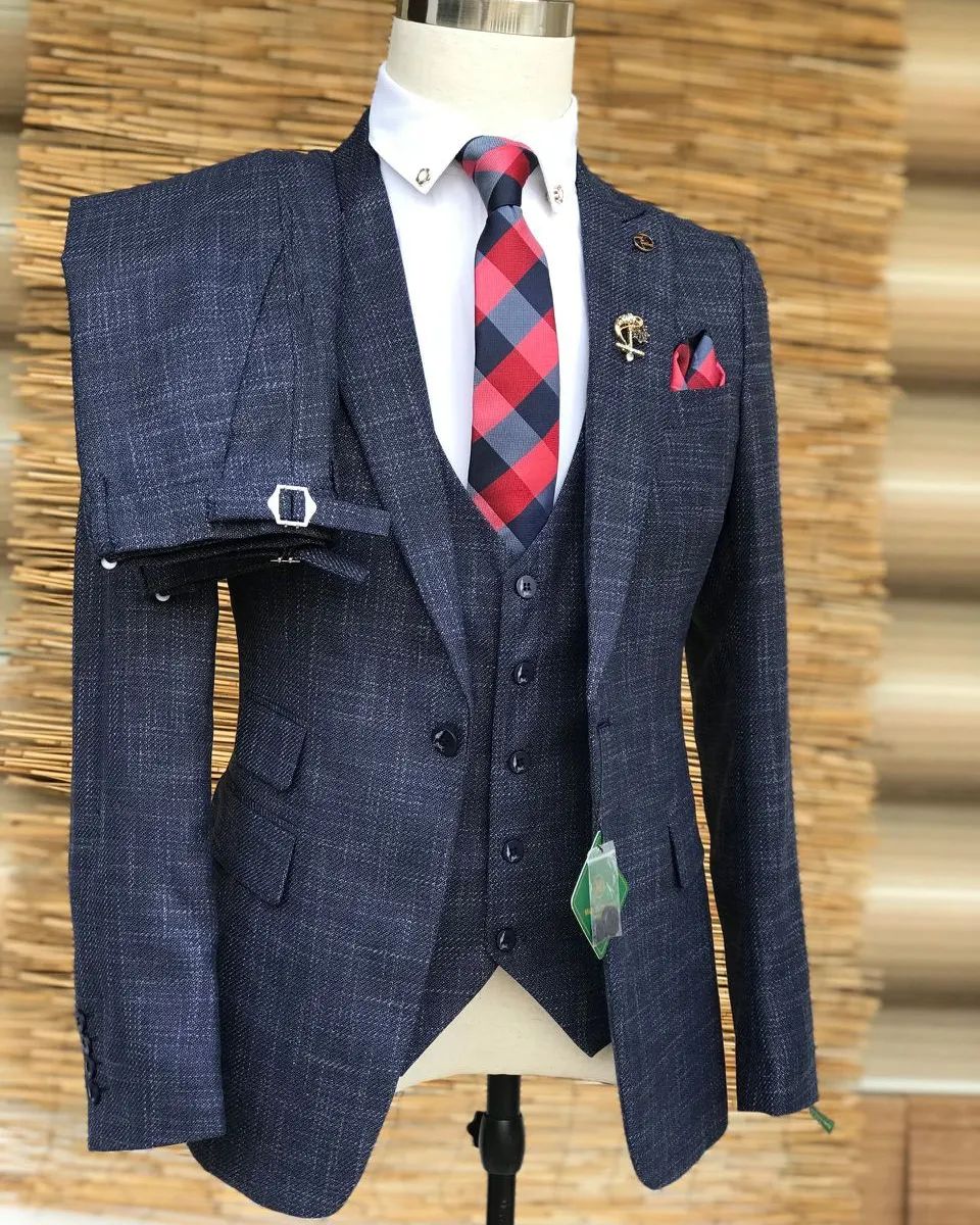 Takeer - BRAND MARCO LORENZ0

MADE IN TURKEY

SUIT JACKET, VEST, TROUSER 170,000

FULL PACKAGE 220,000

TUPO KARIAKOOO JENGO LA CONGO TOWER FREM NO G3 NA DD...