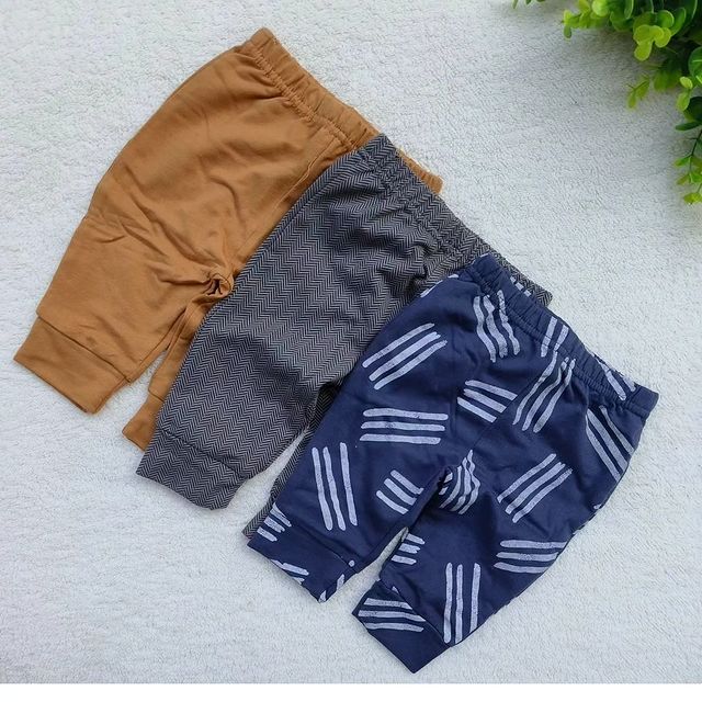 Takeer - Baby trousers

Bei TZS 35,000

0 - 9 months

